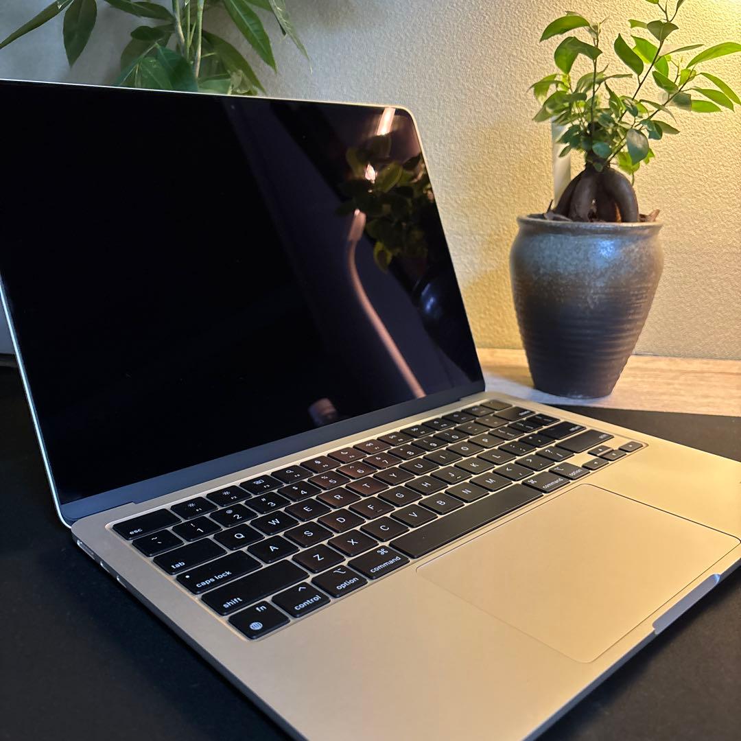 M2 MacBook Air USキーボード 【2025年2月購入】