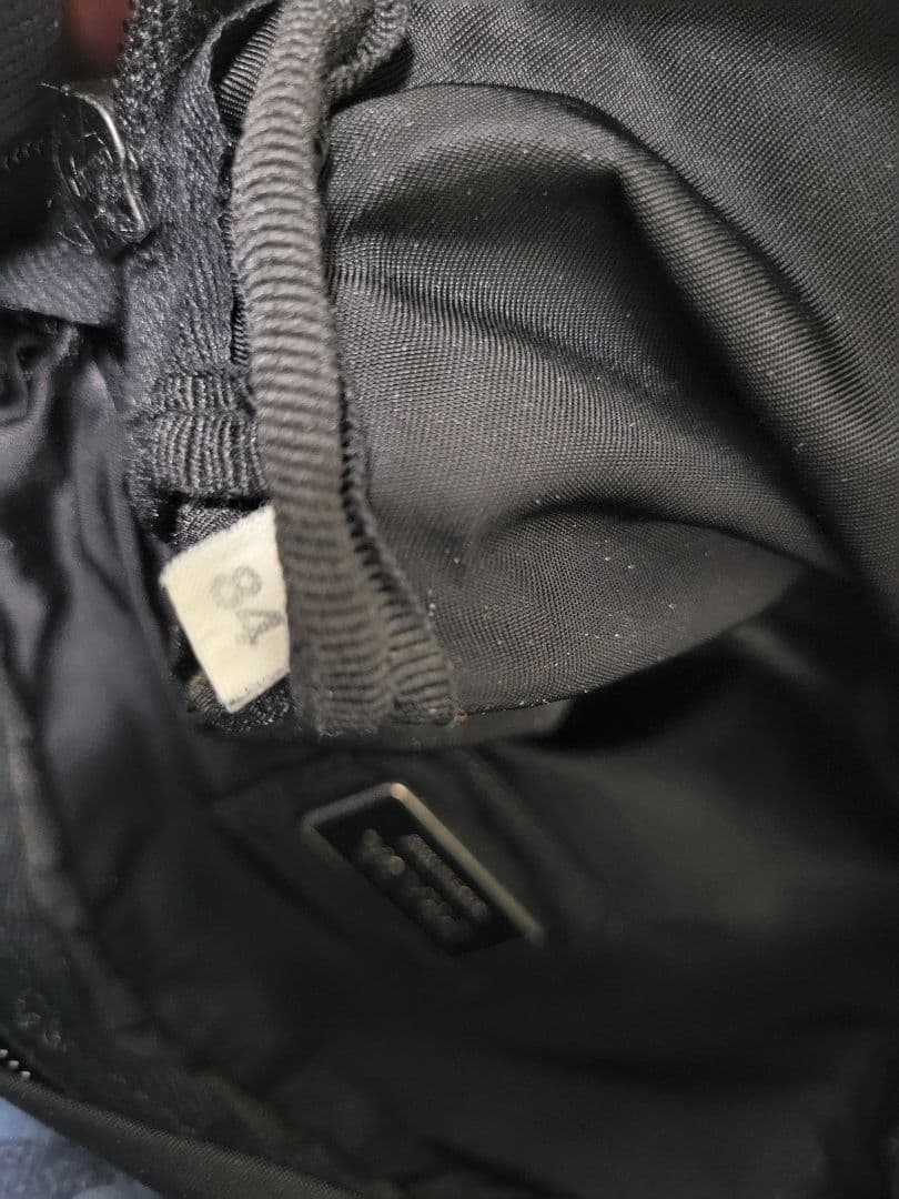 【美品】PRADA プラダ　ナイロンボディバッグ・ウエストポーチ