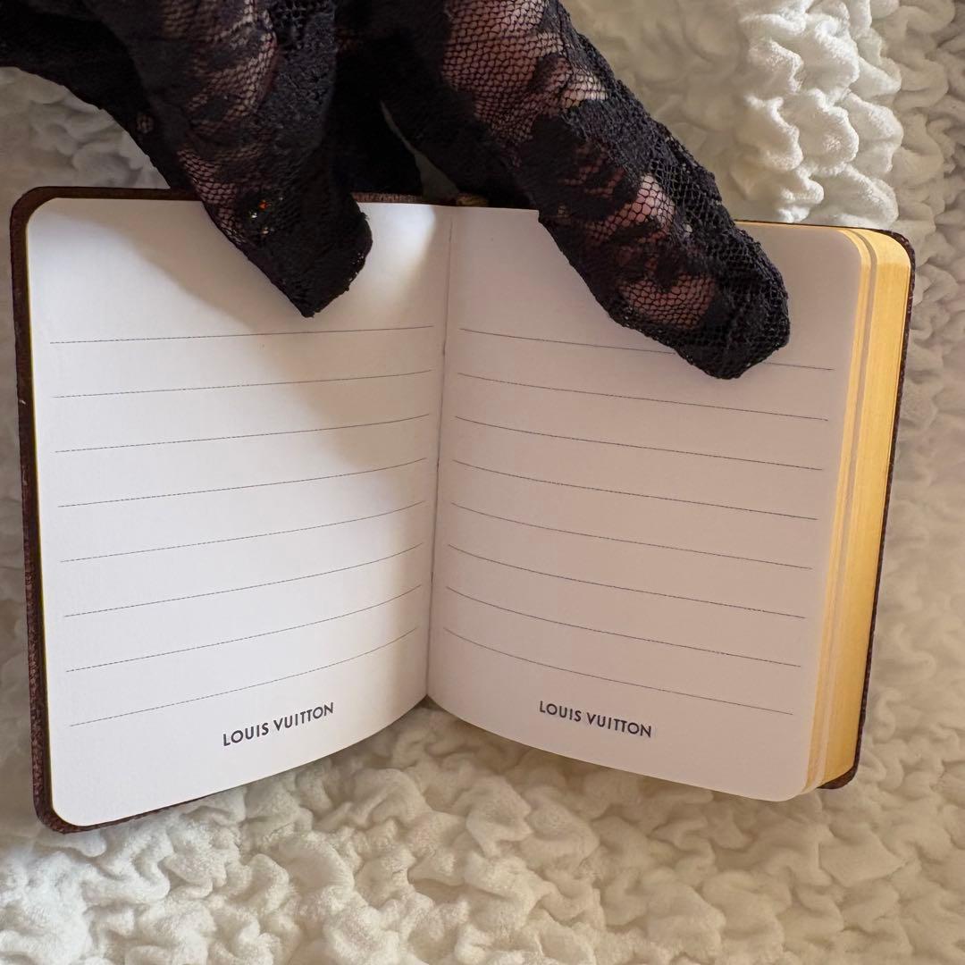 LOUIS VUITTON メモ帳