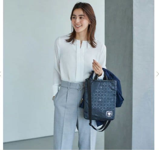 アタオ無駄なものを削ぎ落としたATAOの超軽量PCケース　ブラック