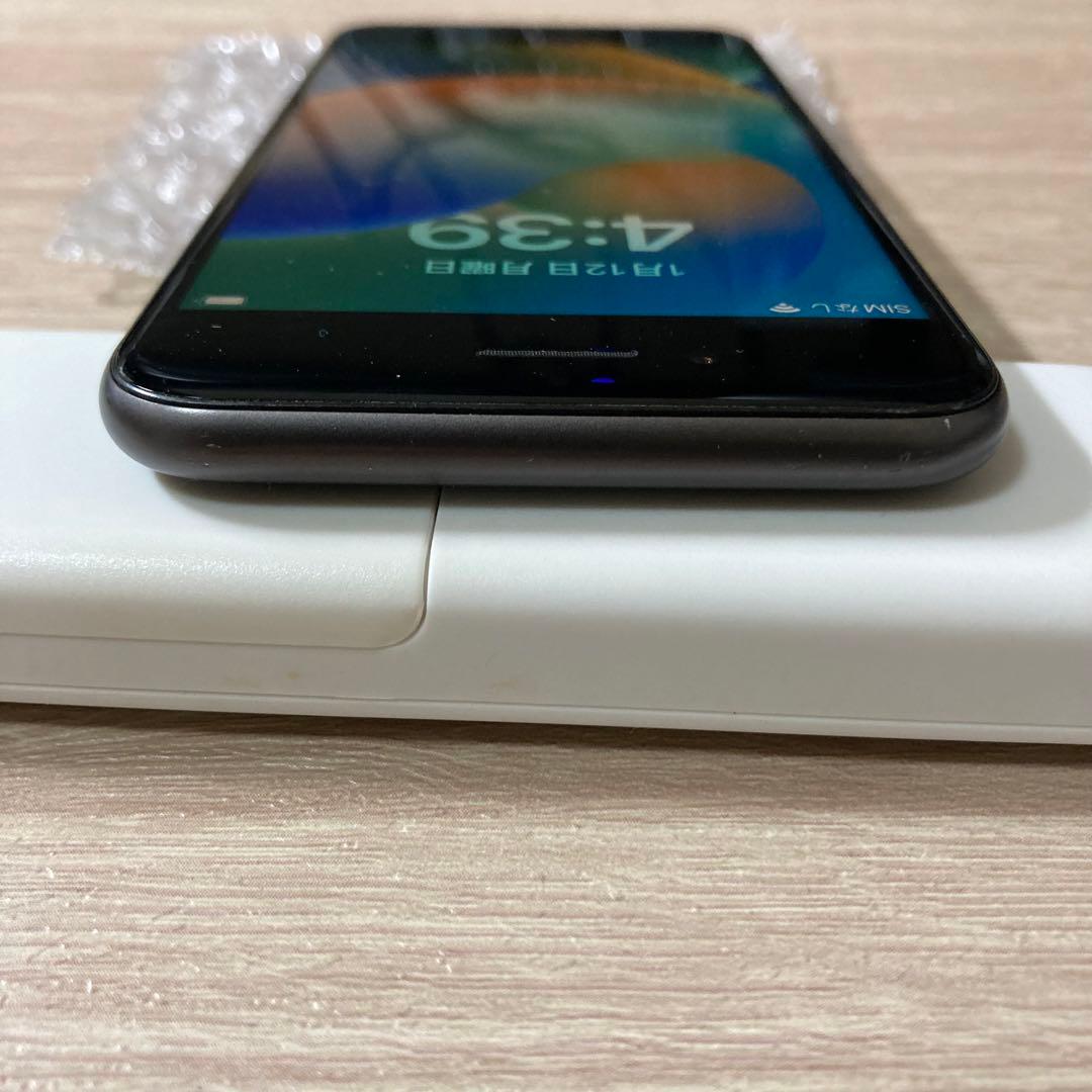 iPhone8 64GB バッテリー100% SIMフリー ドコモ制限あり