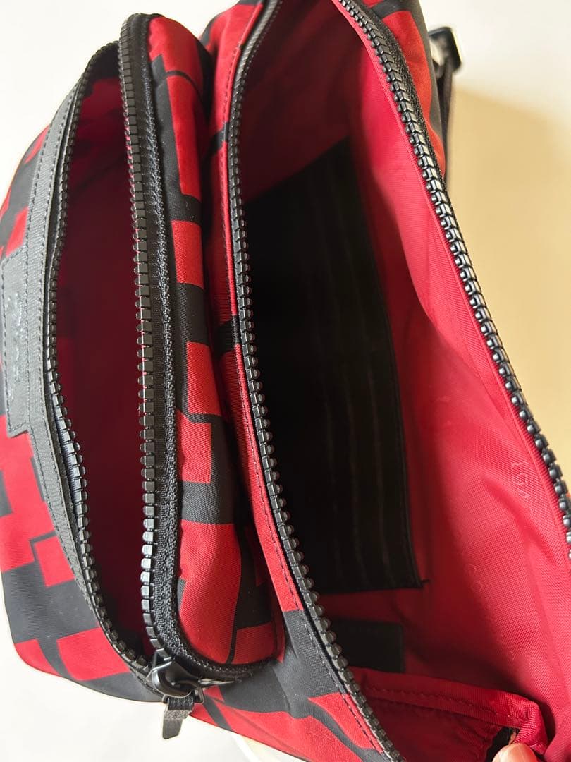 未使用Longchamp ロンシャン ル プリアージュボディバッグウエストポーチ