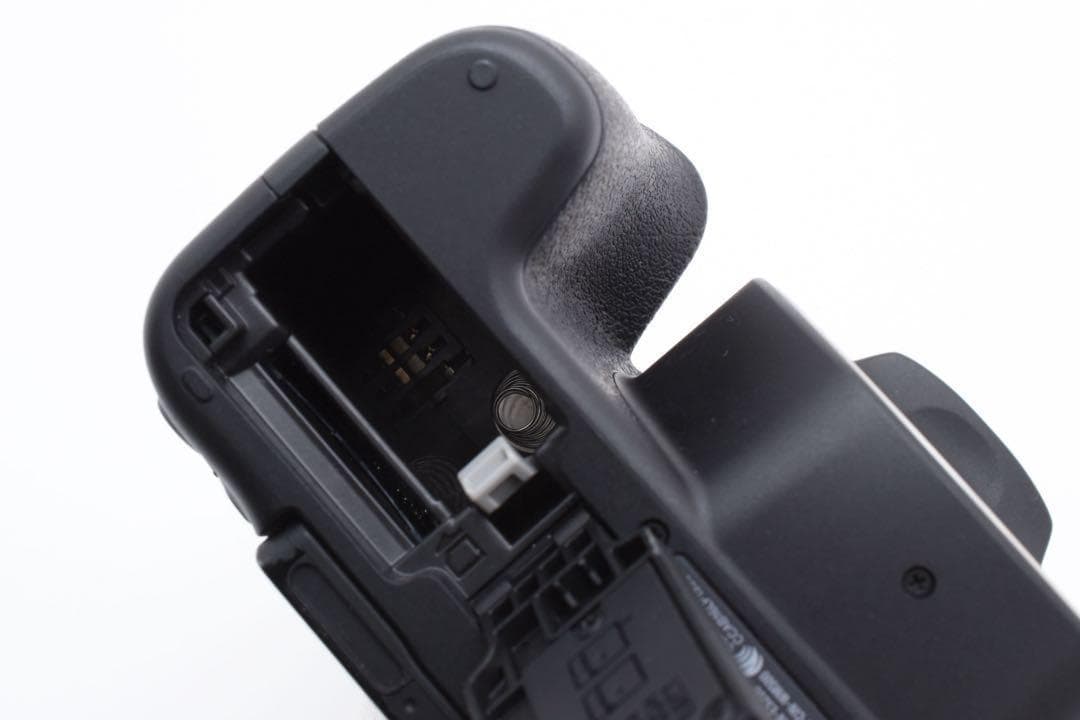 キャノン kiss X9☆高性能STM＆超望遠☆Wi-Fi☆一眼レフカメラ