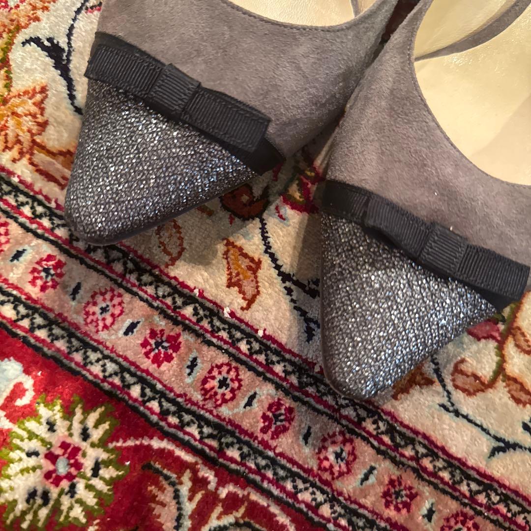 JIMMY CHOO グレー ポインテッドトゥパンプス