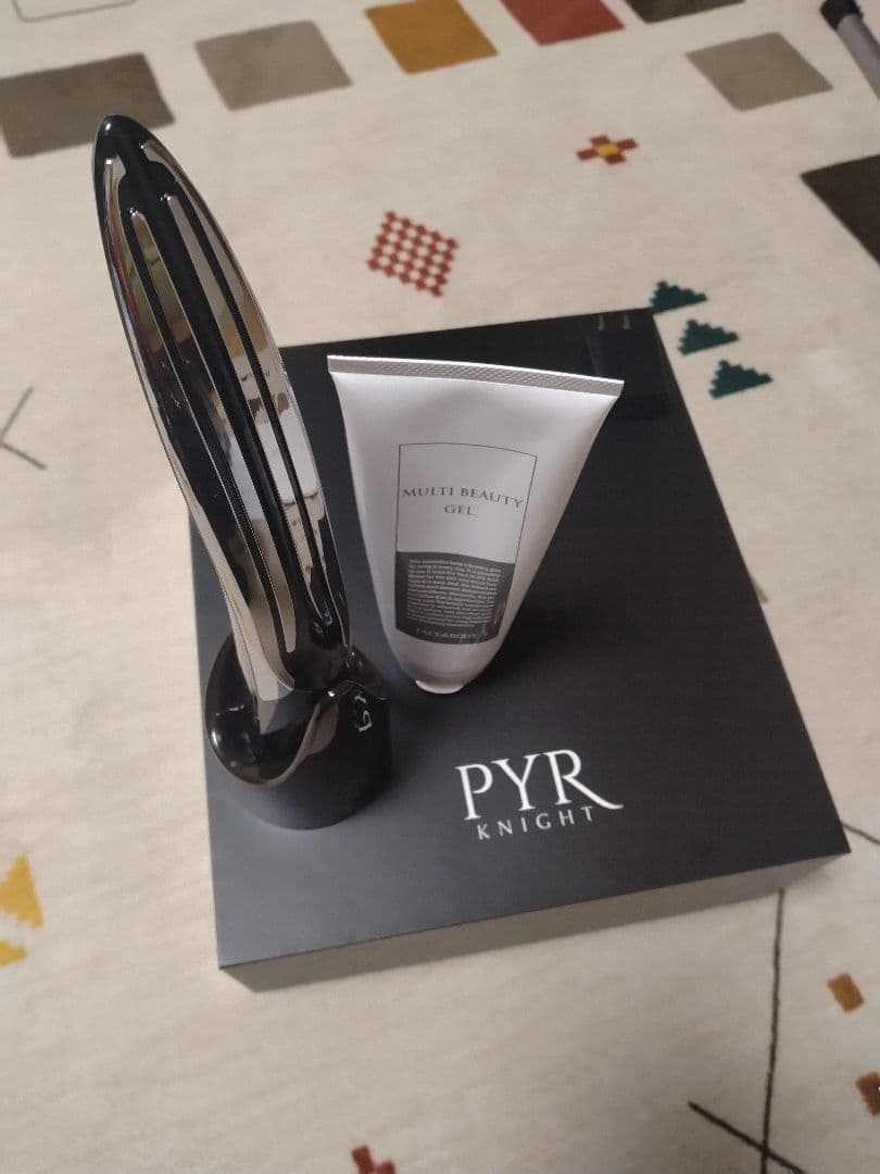 【製造番号あり】正規品PYR KNIGHT 美顔器 セット
