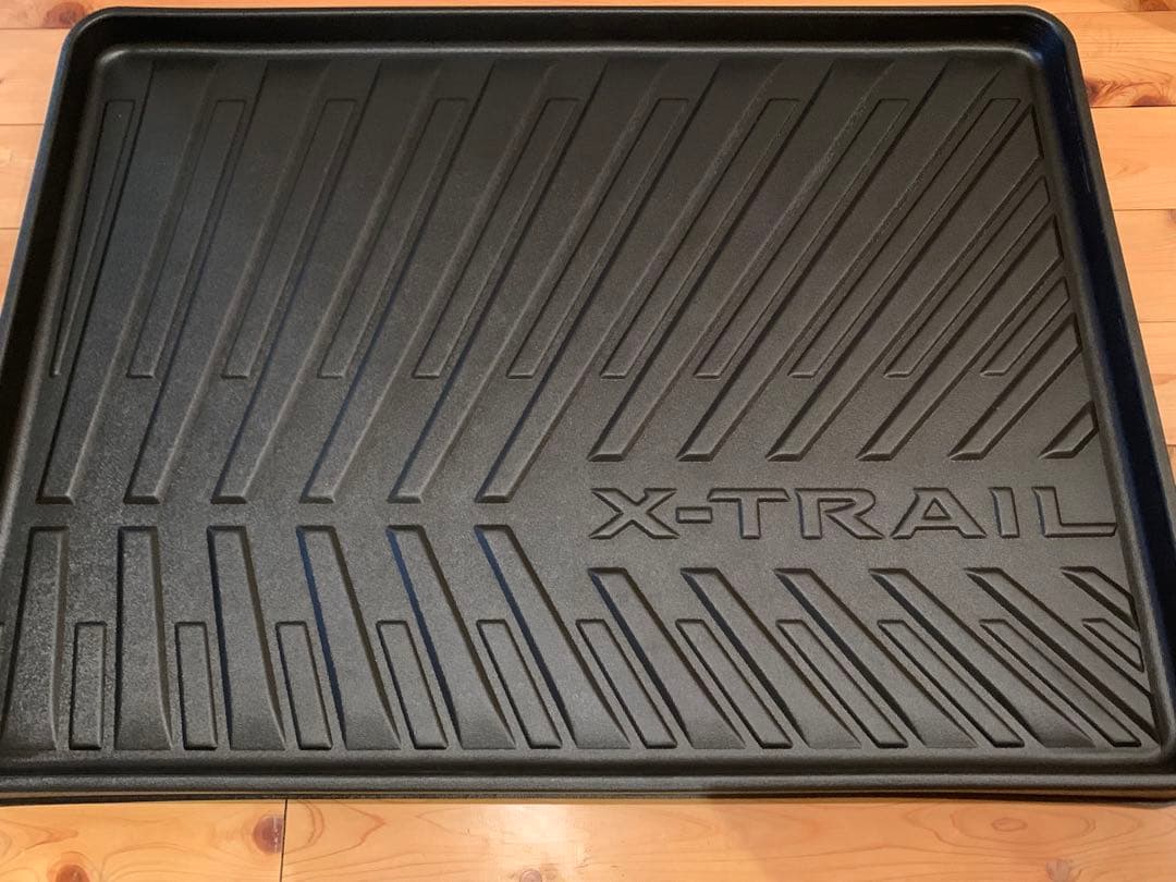 エクストレイル T32 純正ラゲッジトレイ