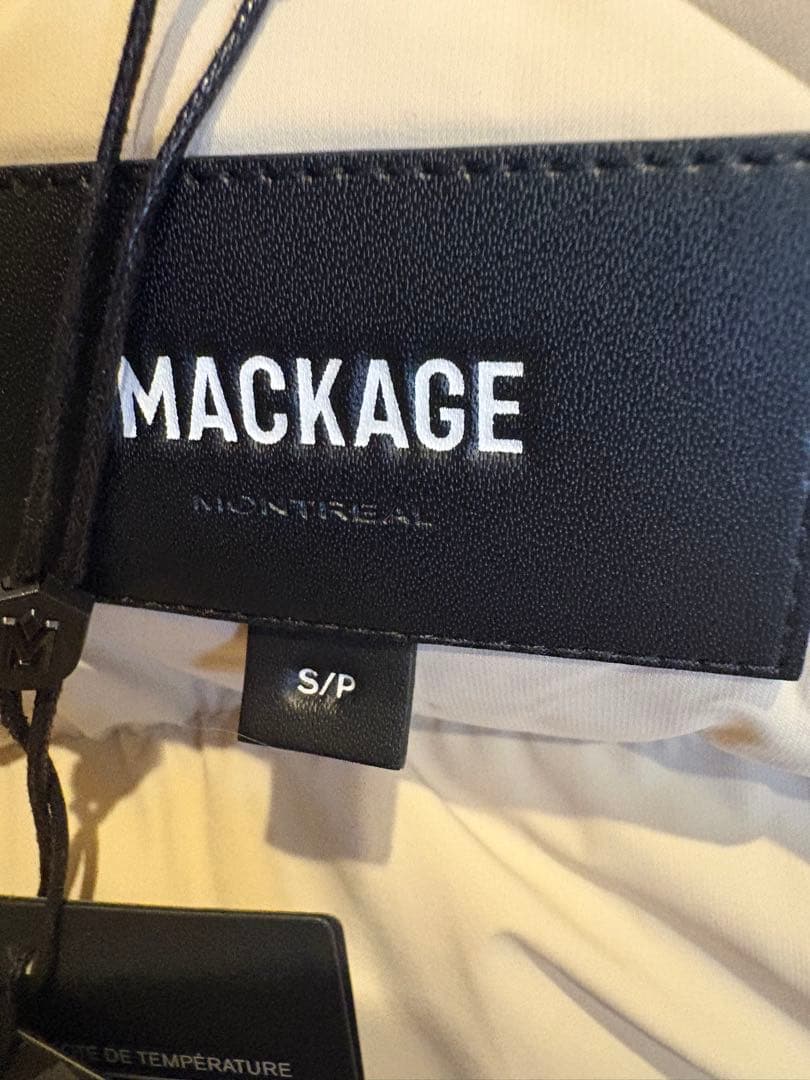 【新品未使用】MACKAGE マッカージュ ダウンコート CALLA トレンチS