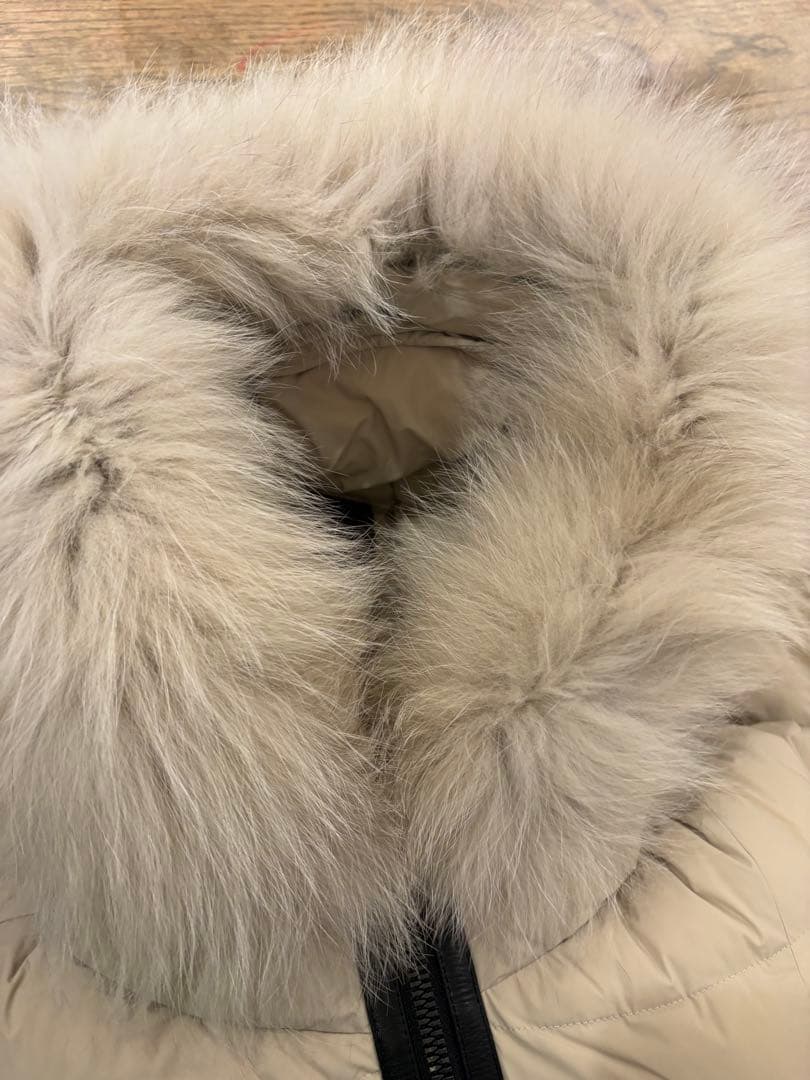 【新品未使用】MACKAGE マッカージュ ダウンコート CALLA トレンチS