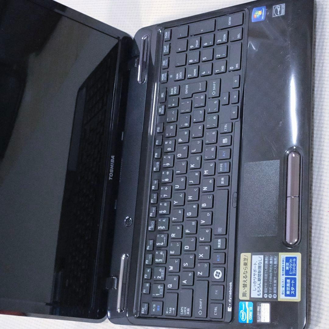 ★お買得品★日常使いに最適★東芝レッド色★高速i3&新品SSD搭載★オフィス付★