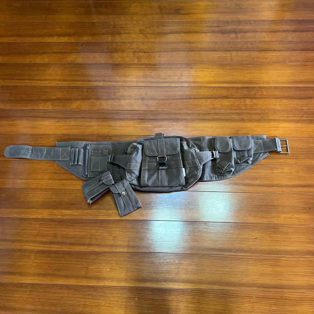 希少　20471120 ウエストバッグ　ボディバッグ