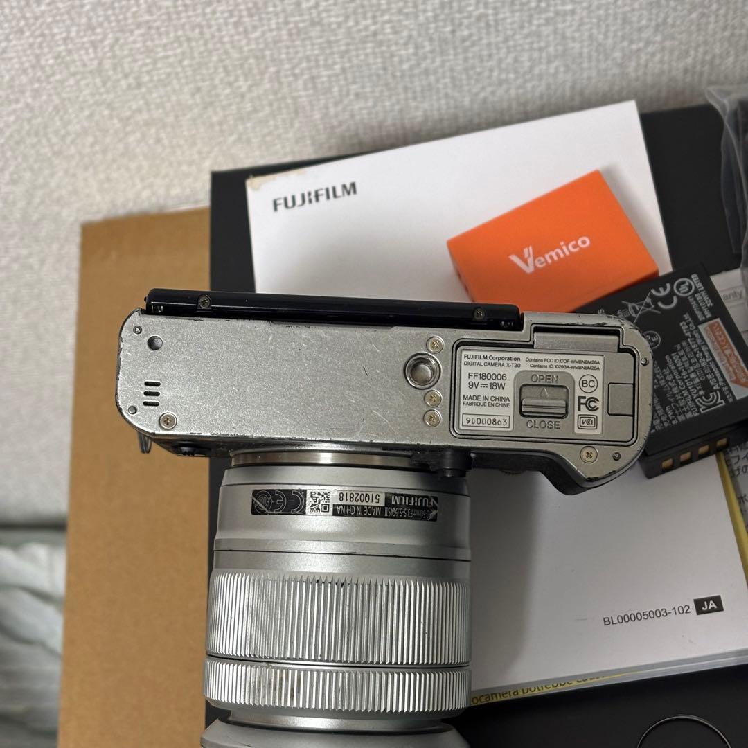 Fujifilm X-T30 ミラーレス一眼 カメラ