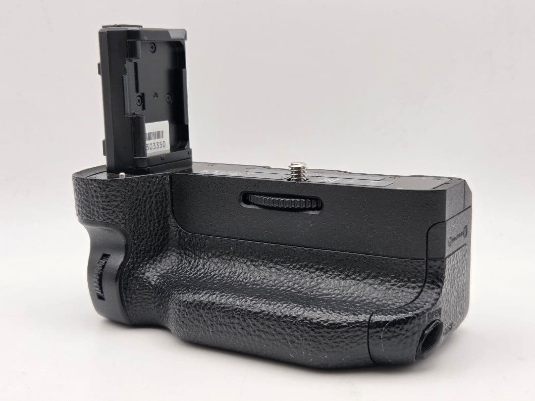 SONY α7 II ボディ & VG-C2EM 付属 ミラーレス一眼カメラ