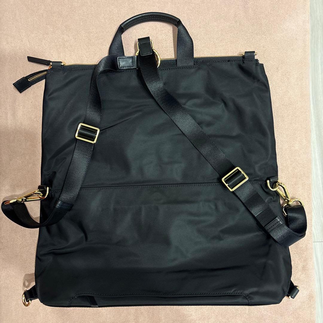 TUMI ショルダーバッグ兼バックパック 黒