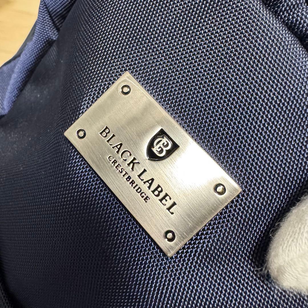【新品同様】 ブラックレーベルクレストブリッジ ボディバッグ ネイビー