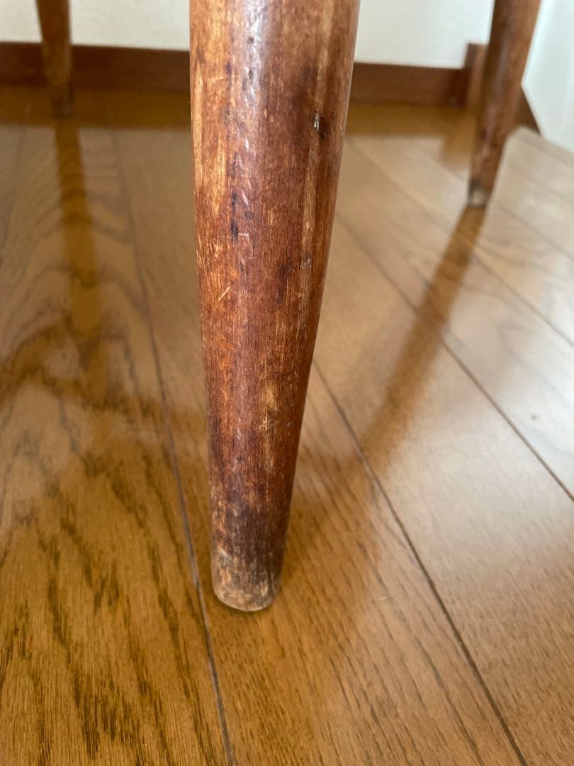 アンティークチェア　古いもの