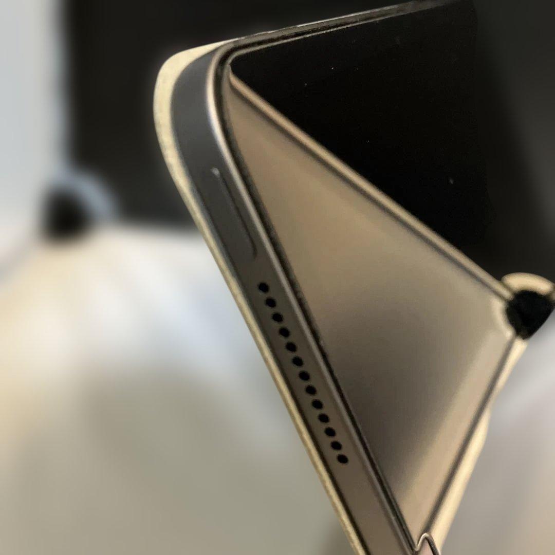 A*h様 iPad Pro11インチWi-Fi+Cellular 256GB（第