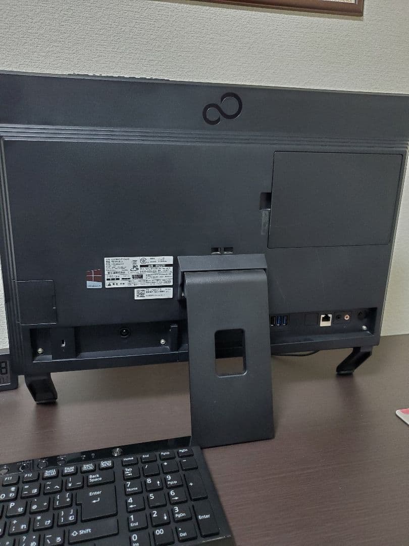 【Blu-ray搭載】Fujitsu ESPRIMO デスクトップPC