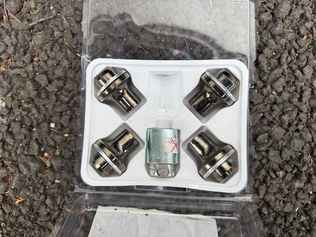 ランドクルーザー250モデリスタアルミホイールセット　20インチ