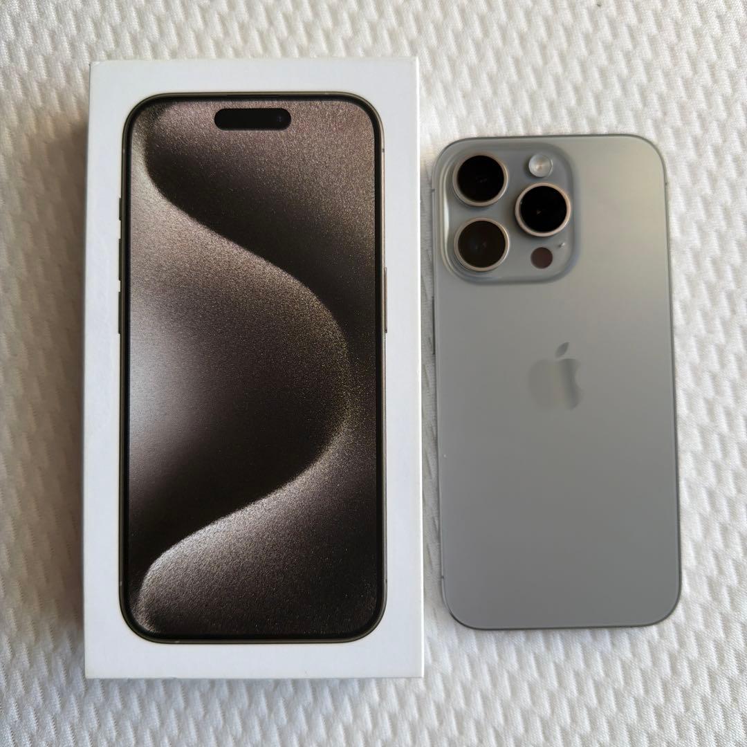 iPhone 15 Pro 256 GBシャッター音無し 海外版