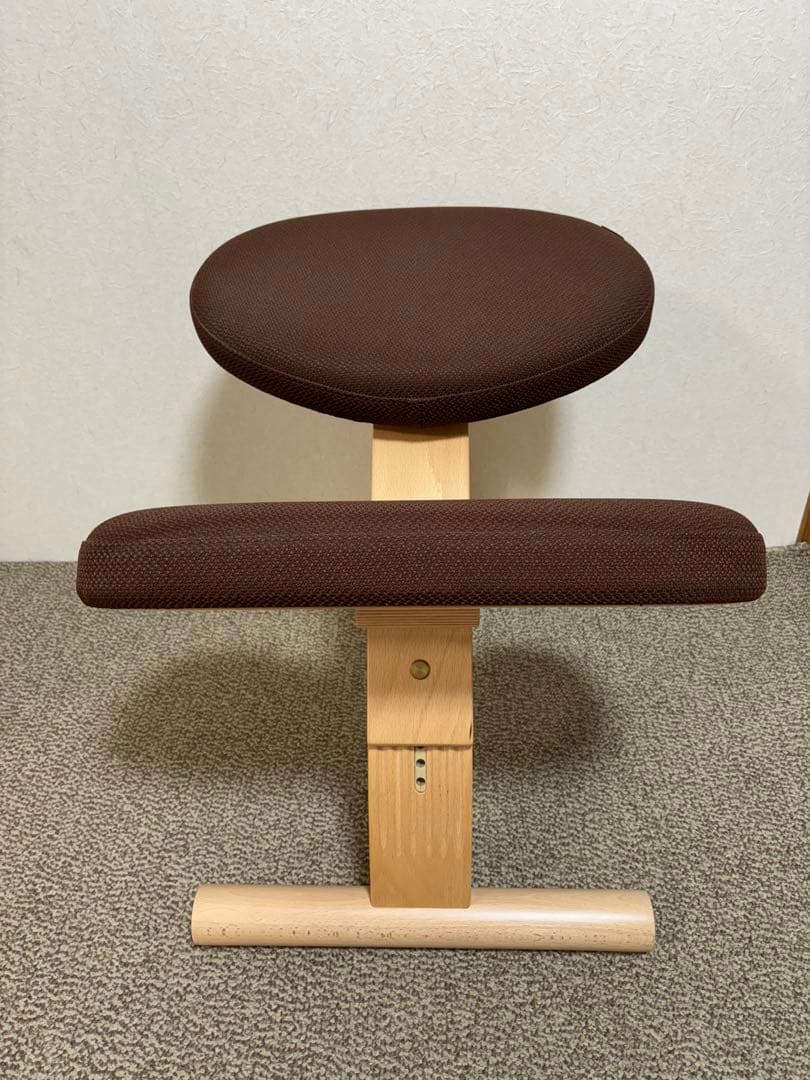 バランスイージー　（balans Easy ）　ダークブラウン