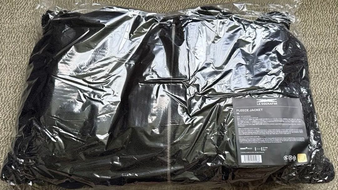 LE SSERAFIM CRAZY FLEECEJACKET フリースジャケット