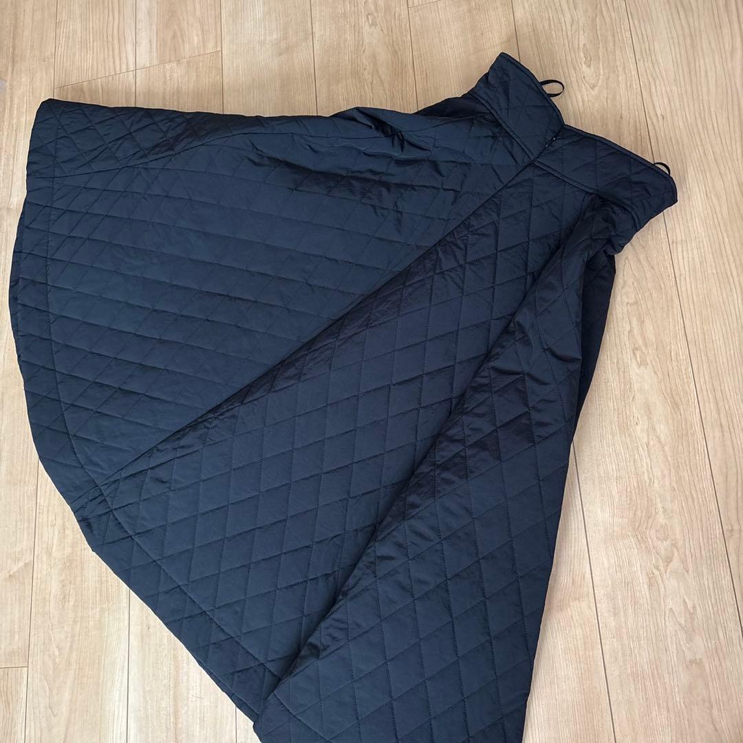 黒L JENNE ジェンヌ　機能中綿キルティングスカート