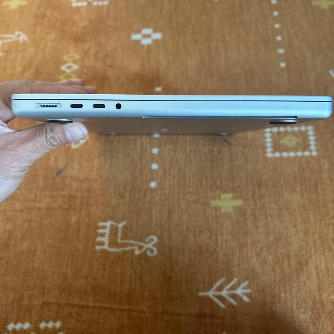 美品MacBook Pro 14㌅ M1 16GB 1TB 16core2021