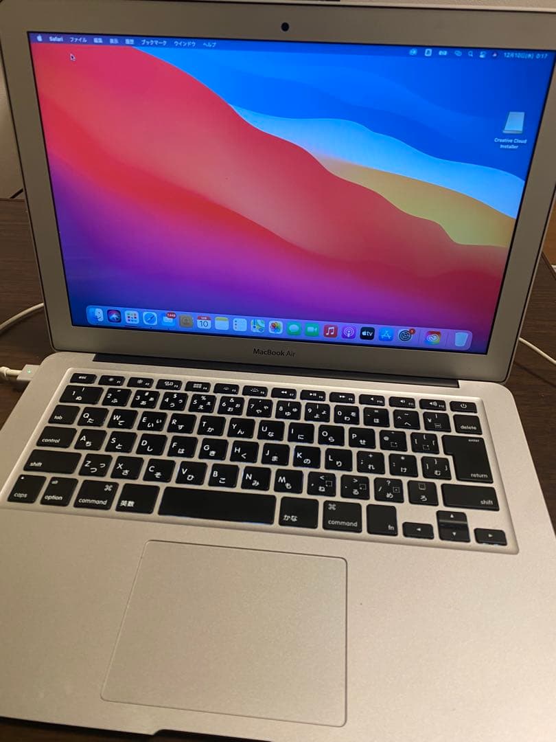 MacBook本体 MacBook Air (Intel Core i5, 8GB)