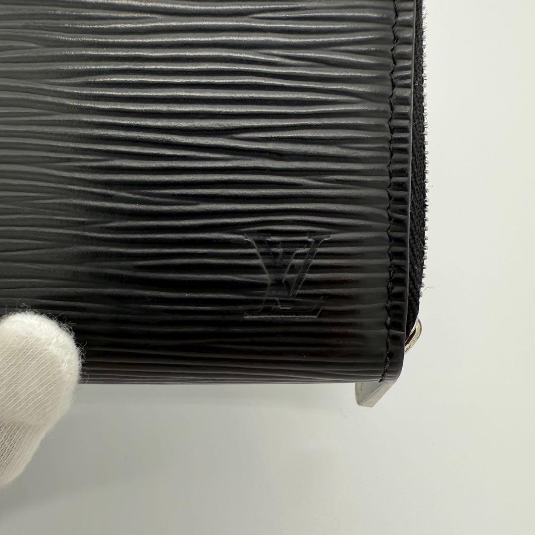 ルイヴィトン エピ ジッピーパース ノワール　M60152