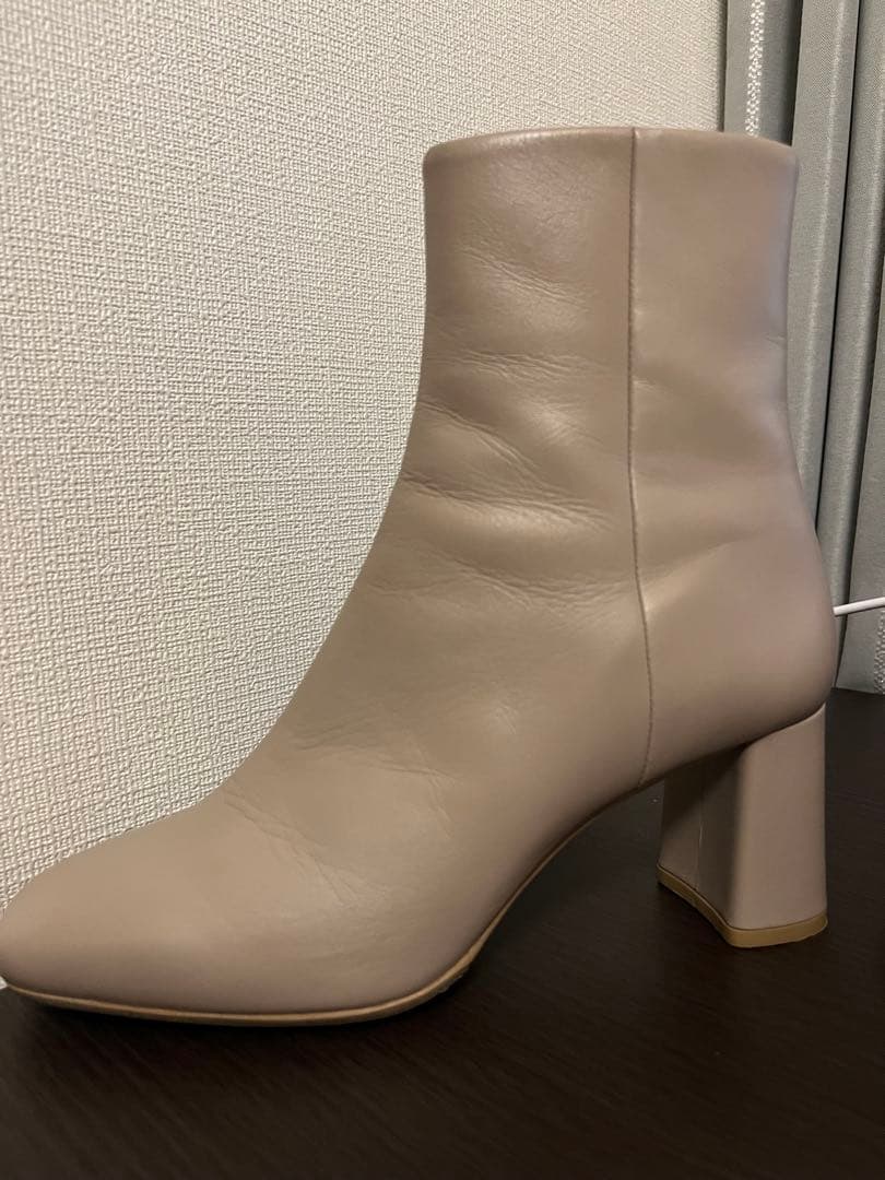 極美品 ダイアナ べージュ ショートブーツ サイドジップ スクエアトゥ 23.5