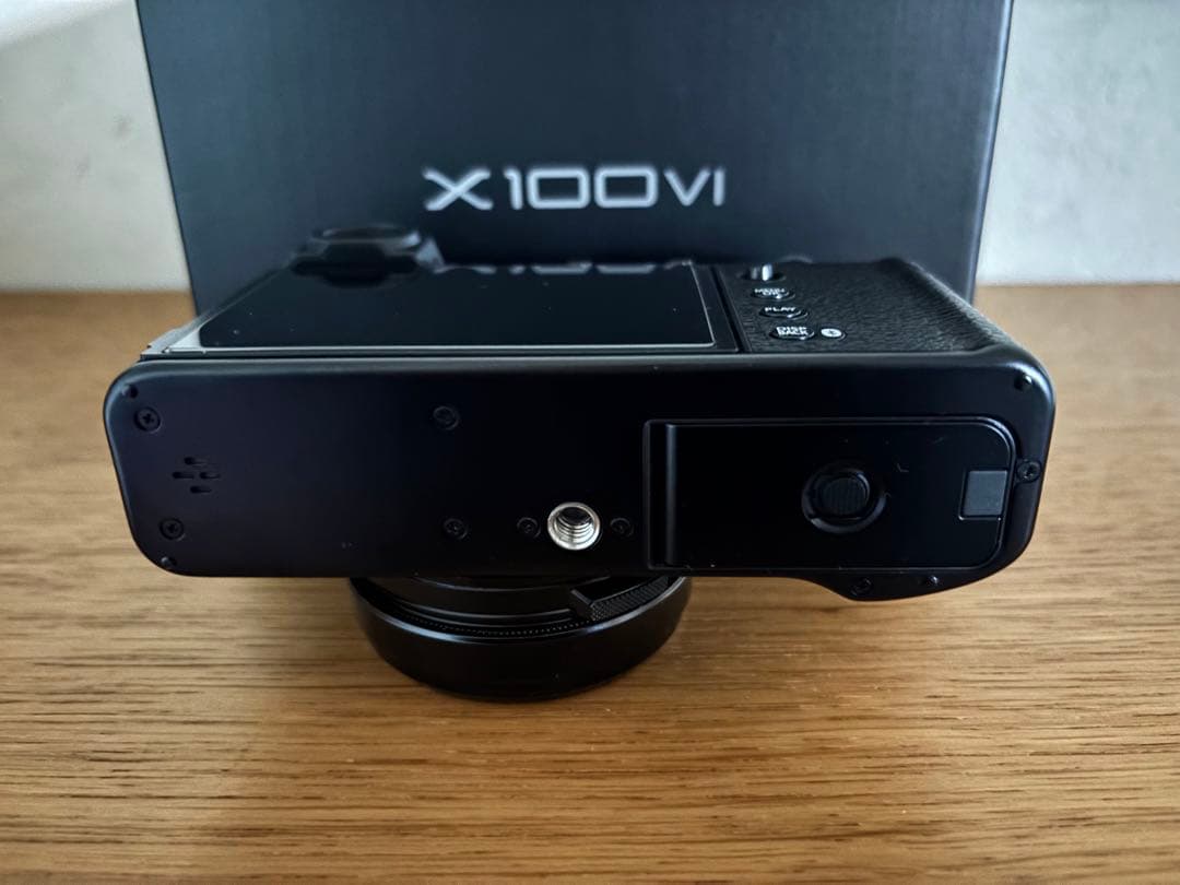 超美品✨FUJIFILM X100VI BLACK おまけ付き