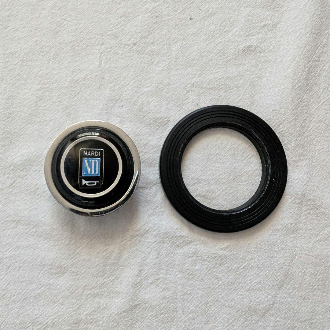 ナルディ　NARDI　ウッドステアリング　ホーンボタン　旧車　レトロ