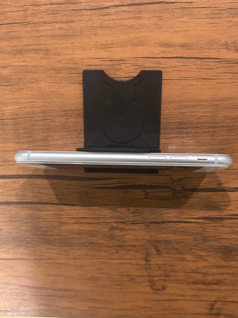 Apple iPhone 8 64GB ホワイト