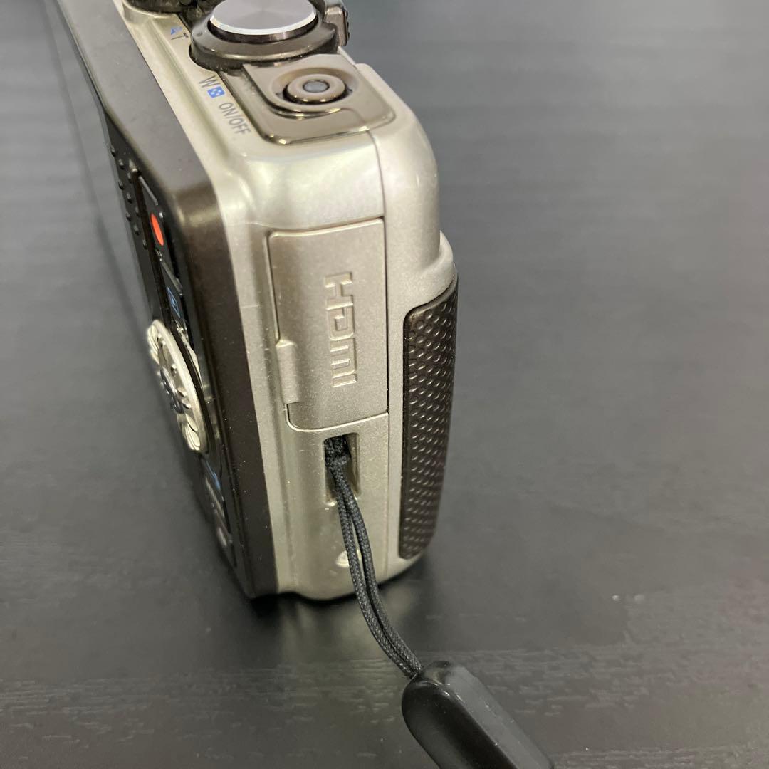 OLYMPUS SH-21 16メガピクセル　コンパクトデジタルカメラ