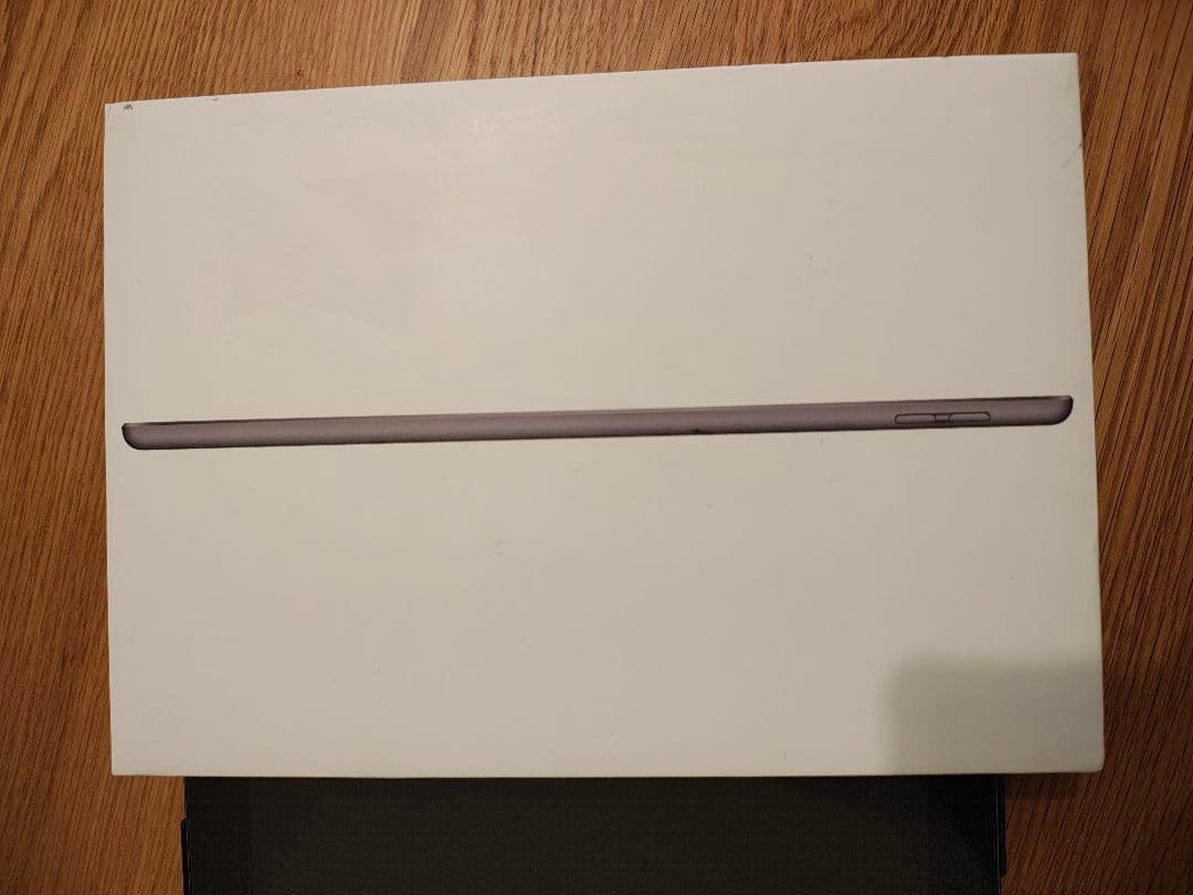 Apple iPad 第7世代（2019年モデル）32GB