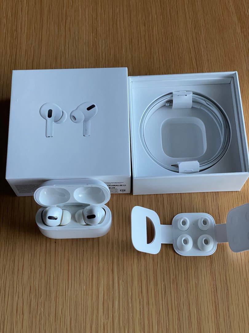 イヤホン Apple AirPods Pro Gen 1