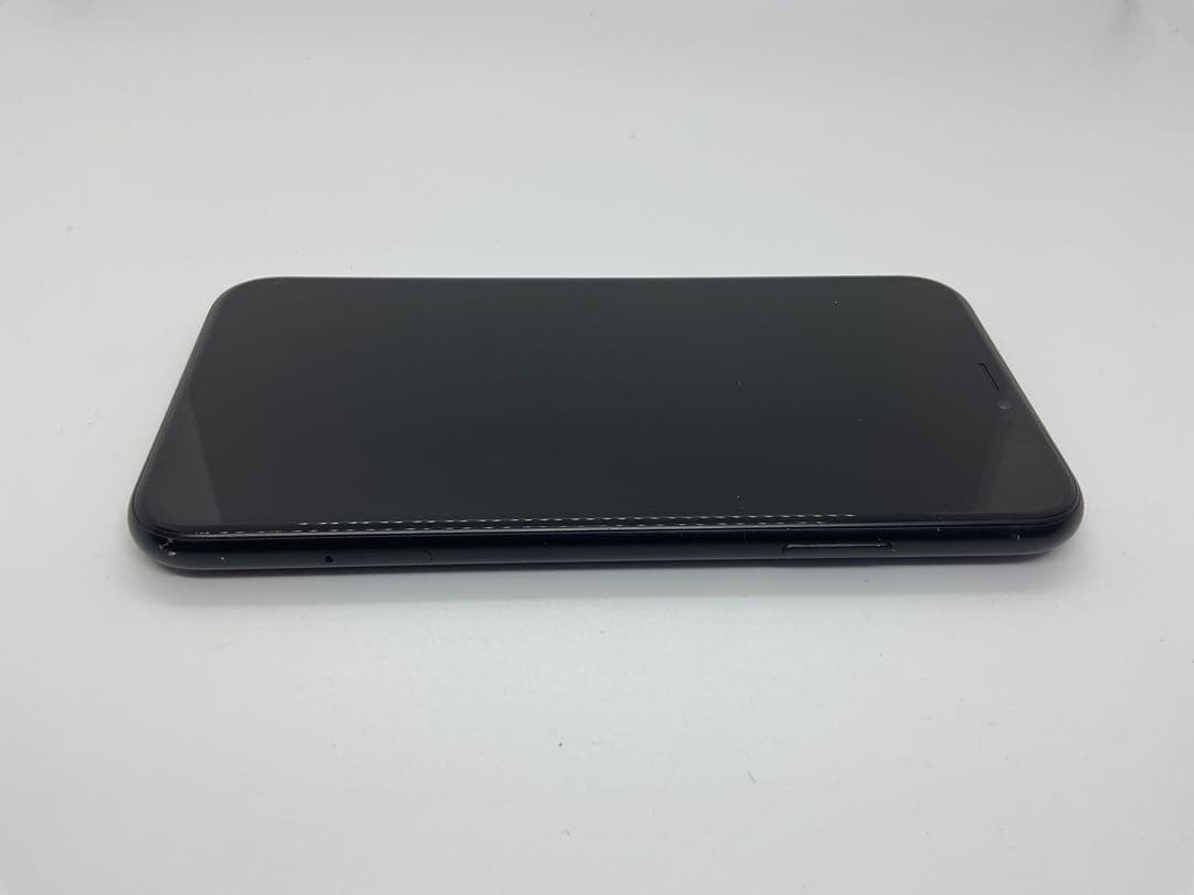 iPhone XR 64GB ブラック SIMロックあり 本体のみ