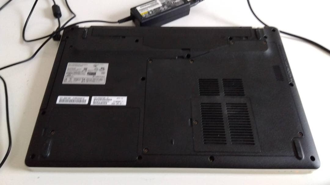 k*6様 高性能ノート 富士通 FMV LIFEBOOK AH53/U i7 1