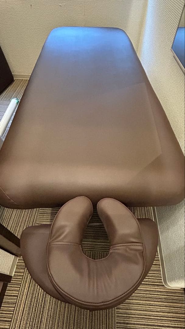 FAGGIO 高級木製マッサージベッド　ブラウン