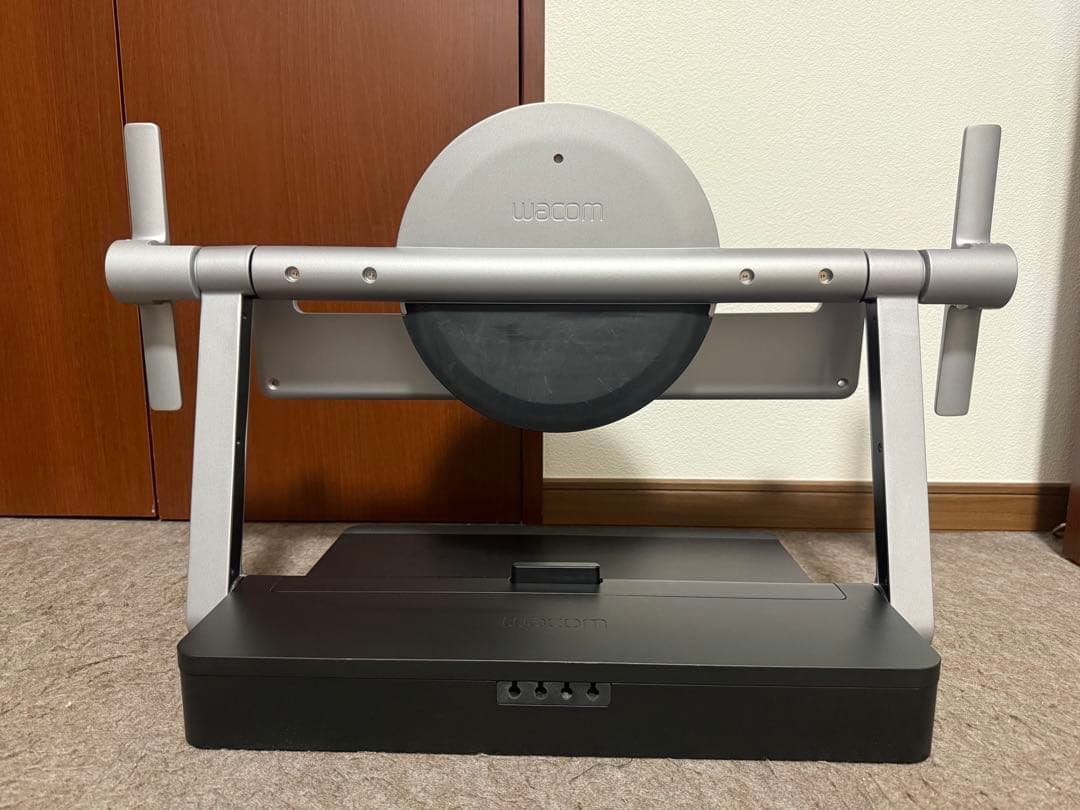Wacom Ergo Stand ブラック ACK62801K