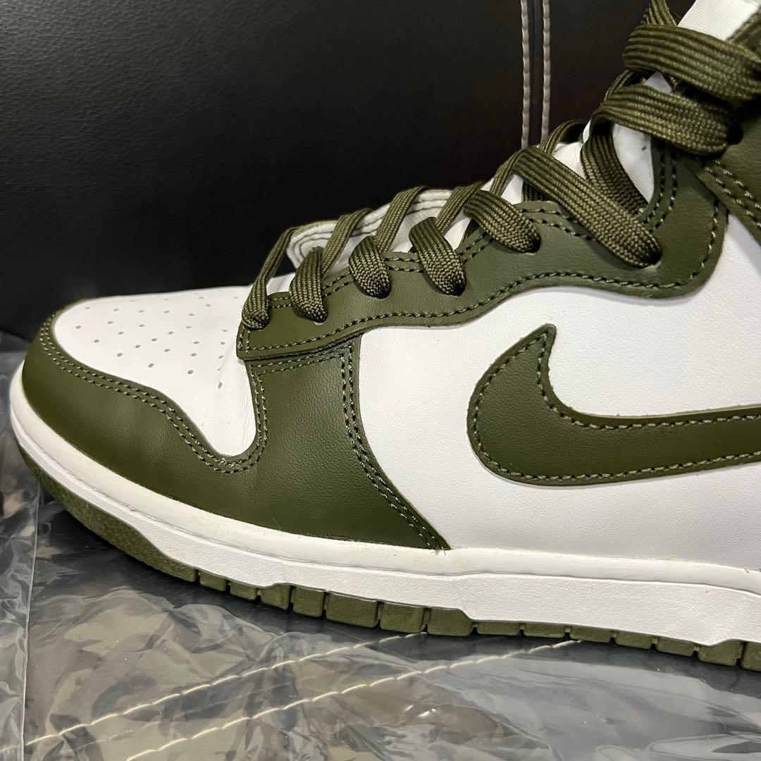 ナイキ　ダンク　ハイ　チャンピオンシップ　カーキ