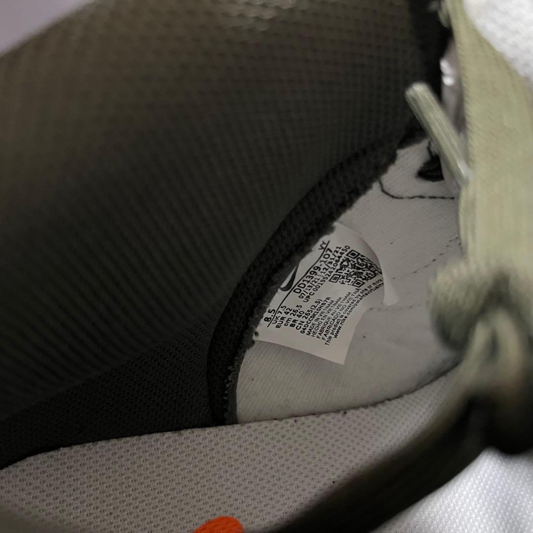 ナイキ　ダンク　ハイ　チャンピオンシップ　カーキ