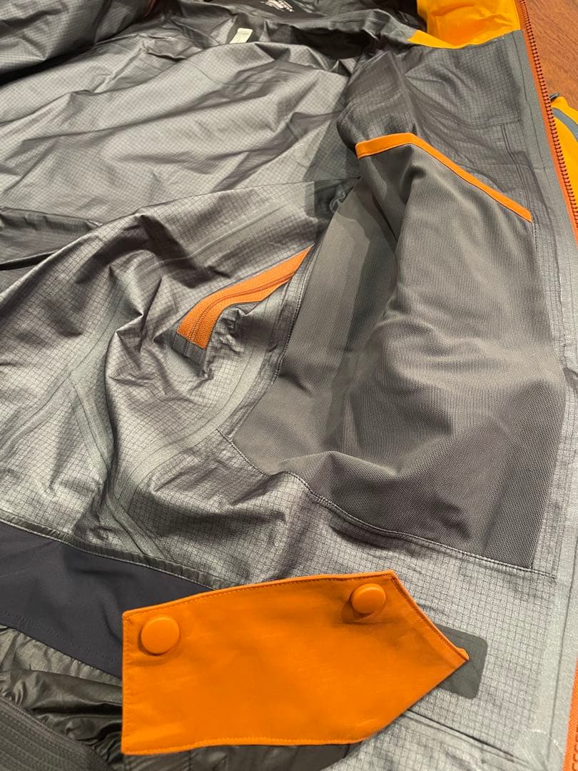 ま*ん様 新品▪️Arc’teryx アークテリクス▪️Rush Jacket▪