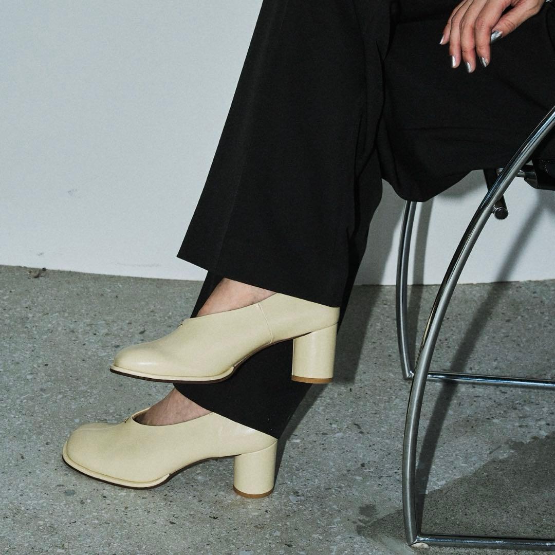 【未使用】LE TALON パンプス　25cm