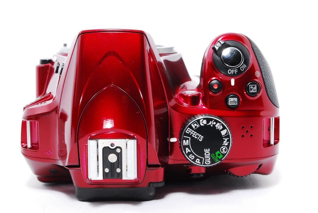 ◆バッグ付き◆Nikon D3300◆人気カラー◆一眼レフカメラ◆すぐ使える◆