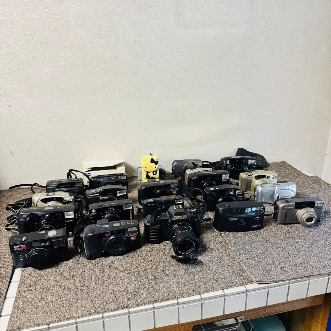 D7ジャンク品！キャノン ソニー オリンパス 富士フイルム カメラまとめ売り✨