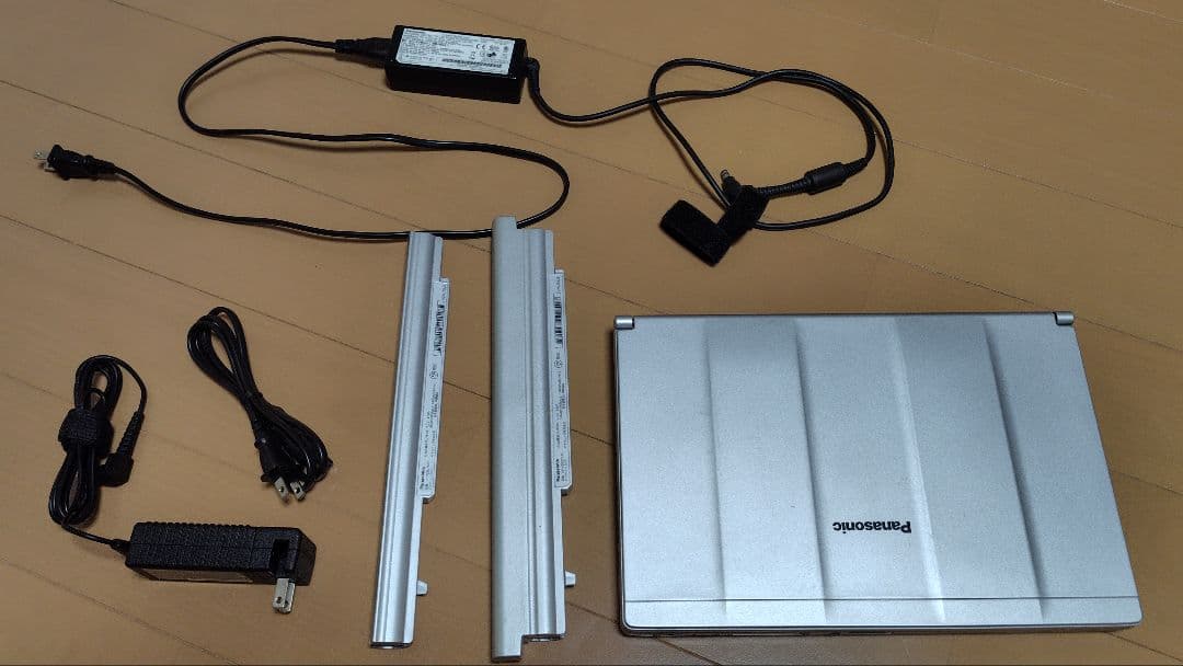 中古動作品）Panasonic Let's note CF-NX1