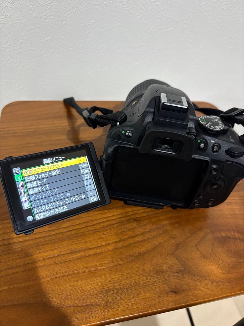 デジタルカメラ NIKON D5100 18-55 VR Kit