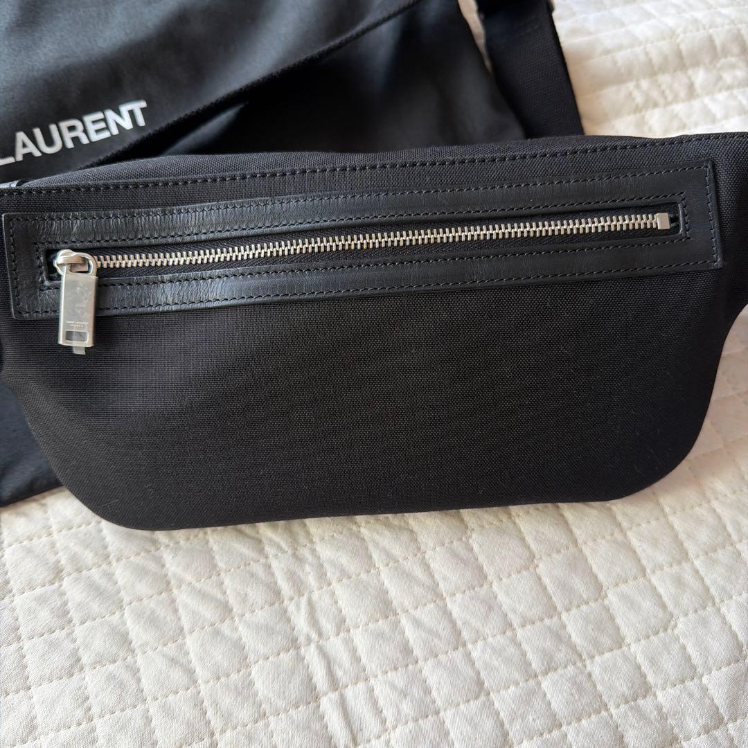 サンローラン　ボディバッグ