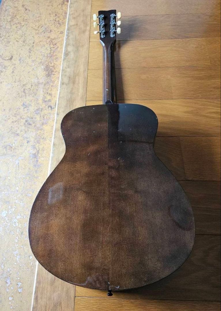 ヤマハ FG-110 赤ラベル アコースティックギター